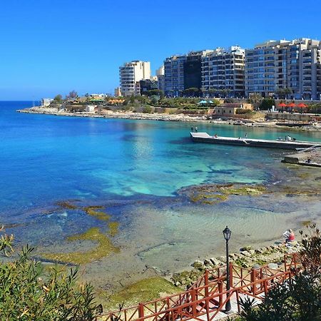 Apartment In Fort Cambridge With Pool Sliema Buitenkant foto