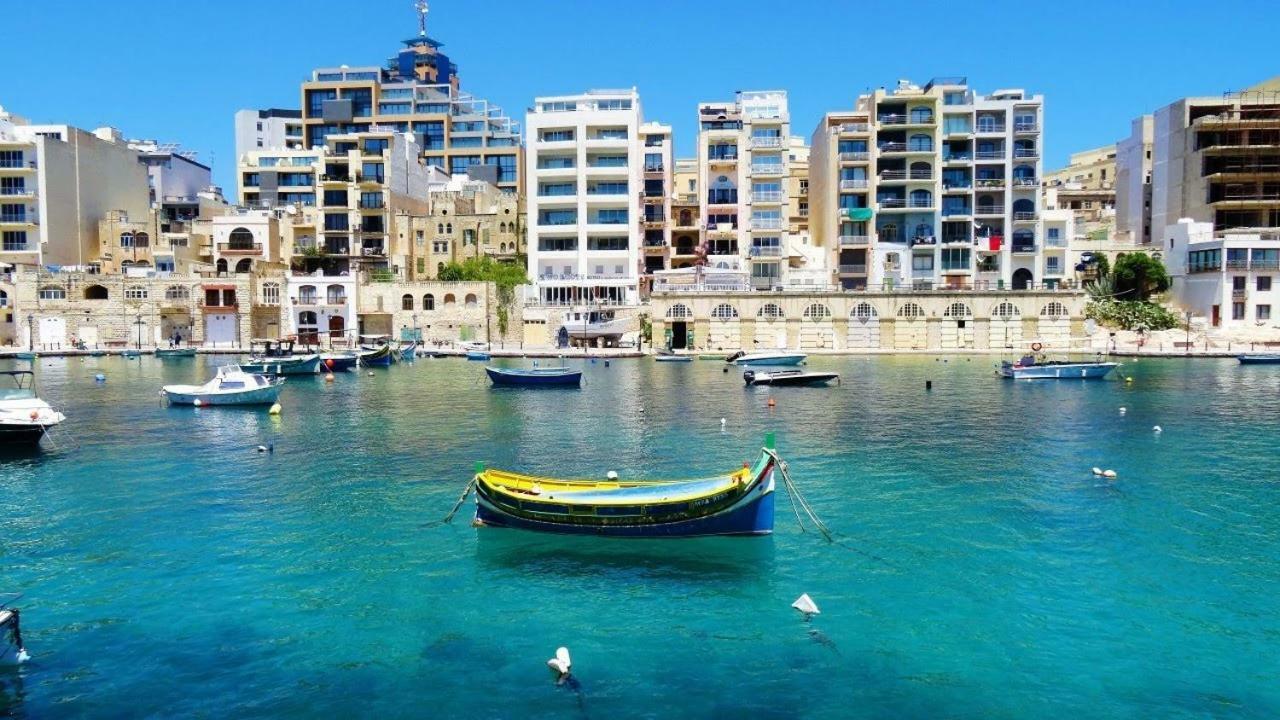 Apartment In Fort Cambridge With Pool Sliema Buitenkant foto